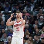 Lillard y Antetokounmpo hacen historia en la victoria de los Bucks sobre los Clippers