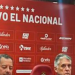 Noche ‘gris’ para Moisés Caicedo ante el Arsenal.