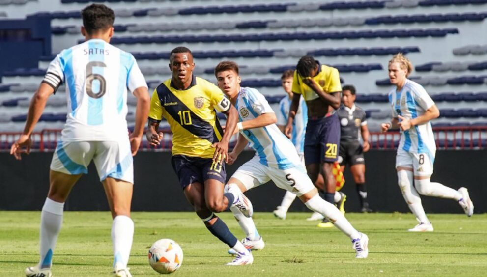 Batalla campal entre jugadores de la selección de Ecuador y Argentina sub-16.