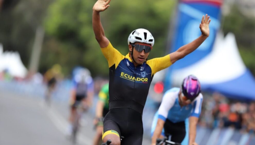 Jhonatan Narvaez es nuevo ciclista del UAE Team Emirates