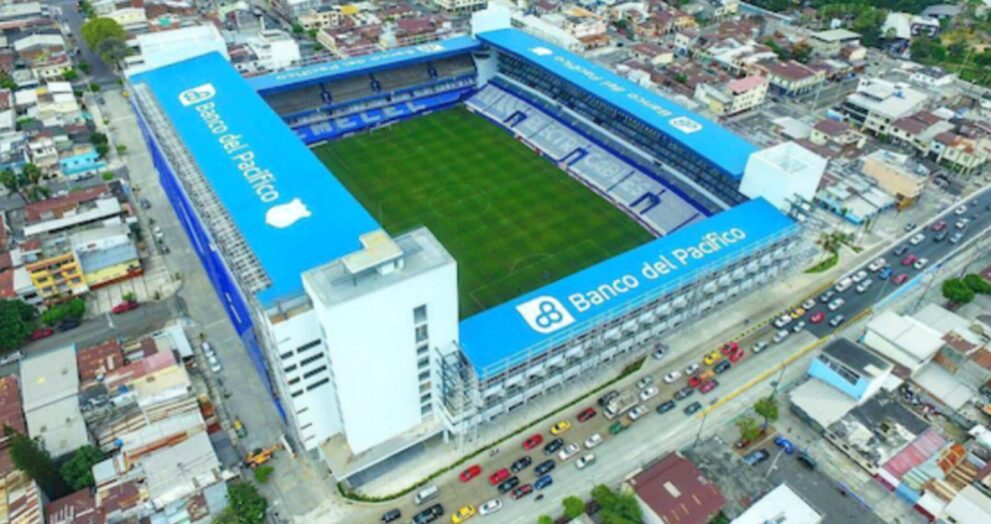 Remate del estadio George Capwell